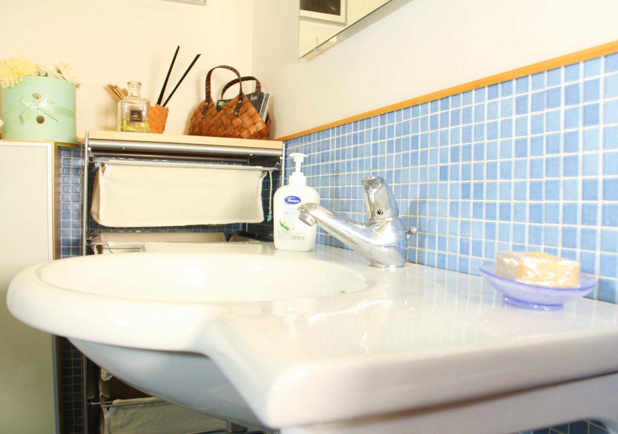 Metro Amedeo - Stanza Privata Con Vasca Idromassaggio Apartment Наполи Екстериор снимка